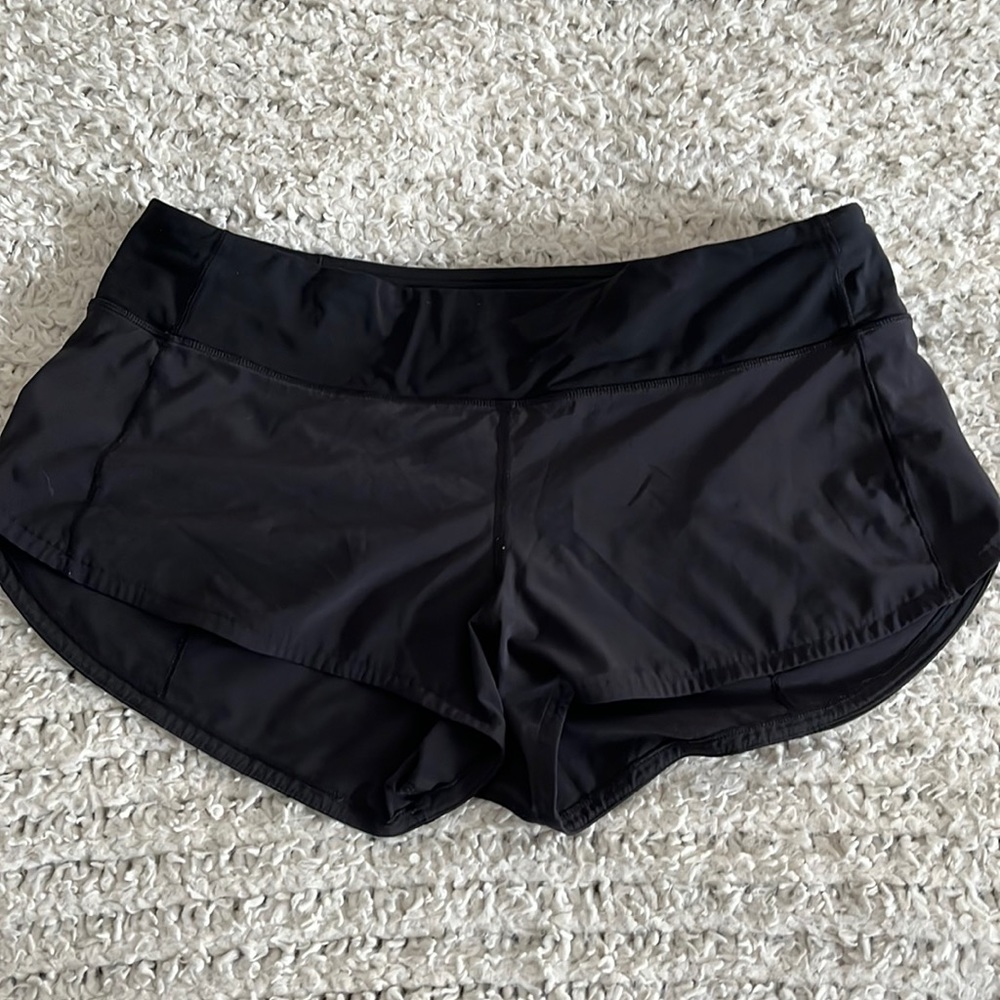 Lulu lemon running shorts